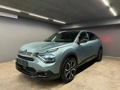 Usata Citroën e-C4 Shine 100 kW (136 CV) 2021 Grigio Berlina
