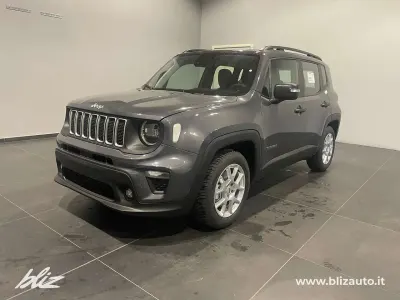 Nuova Jeep Renegade Altitude 131 CV (96 kW) 2025 Grigio moda SUV