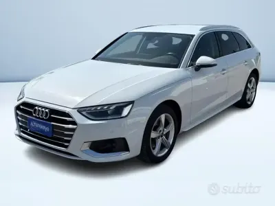 Usata Audi A4 Advanced Plus 163 CV (119 kW) 2022 Grigio Station wagon