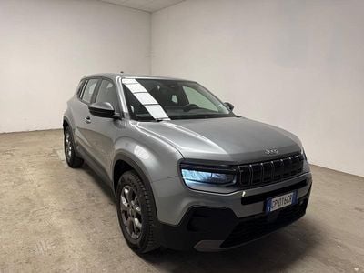 Begagnad Jeep Avenger Longitude 101 HK (74 kW) 2023 Granite SUV