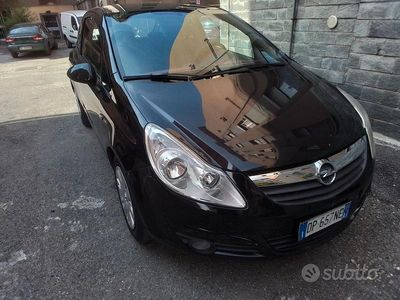 Usata Opel Corsa 2008 Nero Utilitaria