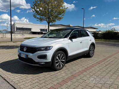 Usata VW T-Roc Style 115 CV (84 kW) 2018 Bianco SUV