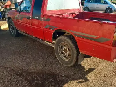 Usata Isuzu Campo 76 CV (55 kW) 1992 Rosso Pick-up