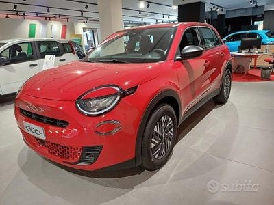 Nuova Fiat 600 101 CV (74 kW) 2025 Rosso SUV