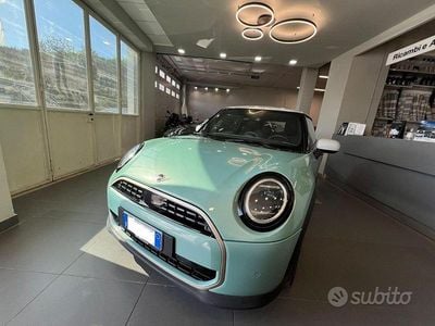 Usata Mini Cooper Favoured 156 CV (114 kW) 2024 Utilitaria