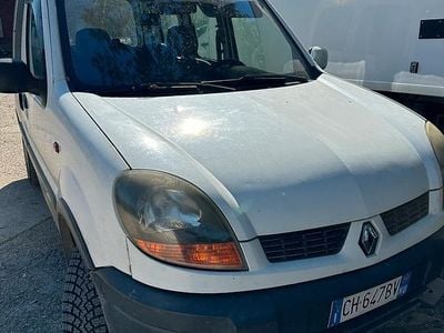 Usata Renault Kangoo 84 CV (61 kW) 2004 Monovolume
