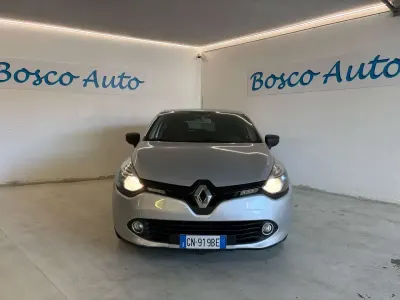 Usata Renault Clio IV 73 CV (53 kW) 2013 Grigio Berlina