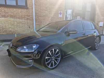 Usata VW Golf VII Highline 110 CV (80 kW) 2015 Nero Berlina
