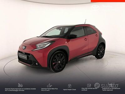 Usata Toyota Aygo X Lounge 72 CV (52 kW) 2022 Rosso SUV