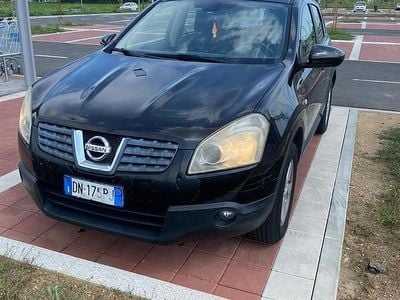 Usata 2008 Nissan Qashqai SUV | 2800 € (Ottimo prezzo)