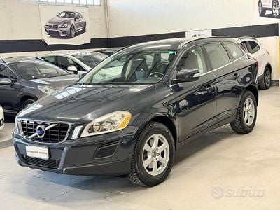 Usata Volvo XC60 R-Design 163 CV (119 kW) 2012 Grigio SUV