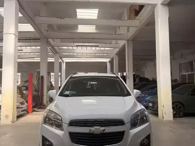 Usata Chevrolet Trax 131 CV (96 kW) 2013 Bianco SUV