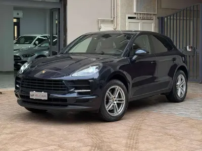 Usata Porsche Macan 245 CV (180 kW) 2019 Blu/azzurro SUV
