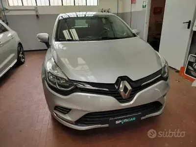 Usata Renault Clio IV Life 76 CV (55 kW) 2018 Marrone Berlina