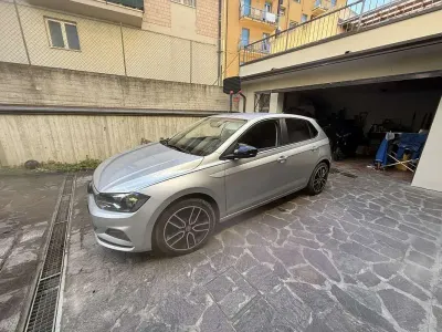 Begagnad VW Polo Trendline 80 HK (58 kW) 2019 Halvkombi