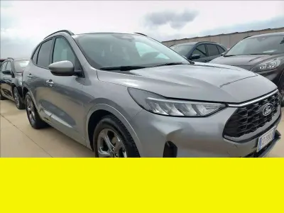 Usata Ford Kuga 179 CV (131 kW) 2025 Other SUV