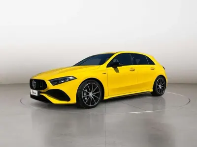 Begagnad Mercedes A35 AMG AMG Line Premium 306 HK (225 kW) 2023 Gul Sedan