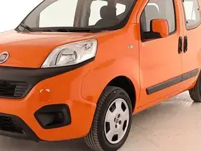 Usata Fiat Qubo Lounge 95 CV (69 kW) 2018 Bronzo Monovolume