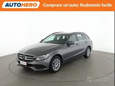 Usata Mercedes C180 156 CV (114 kW) 2017 Grigio Station wagon