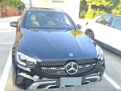 Usata Mercedes GLC220 194 CV (142 kW) 2020 Nero SUV