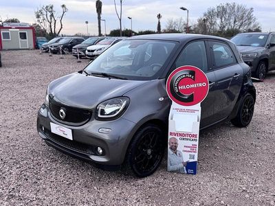 Begagnad Smart ForFour 90 HK (66 kW) 2018 Grå Halvkombi