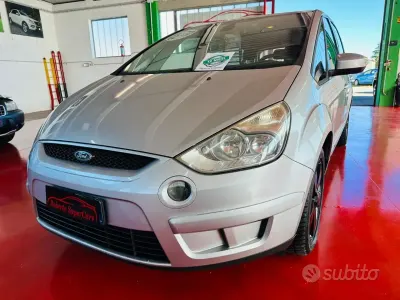 Occasion Ford S-MAX Titanium 140 PK (102 kW) 2007 Grijs MPV