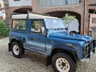 Usata Land Rover Defender 86 CV (63 kW) 1987 Blu SUV