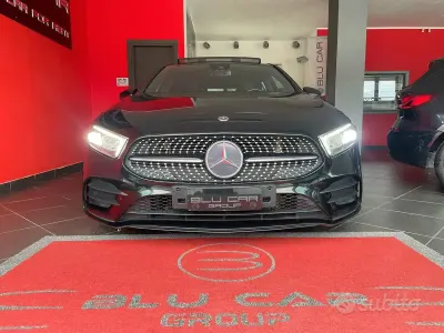 Usata Mercedes A180 AMG line 116 CV (85 kW) 2019 Nero Berlina
