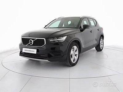 Usata Volvo XC40 Momentum 150 CV (110 kW) 2019 Nero SUV