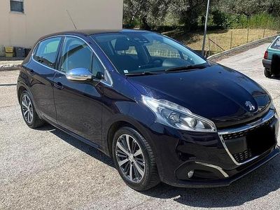 Usata Peugeot 208 75 CV (55 kW) 2017 Utilitaria