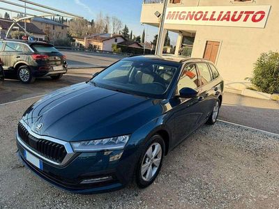 Usata Skoda Octavia Executive 116 CV (85 kW) 2022 Blu lava Station wagon