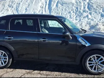 Usata Mini Countryman 111 CV (81 kW) 2015 Nero SUV