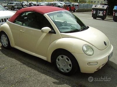 Usata VW New Beetle 75 CV (55 kW) 2003 Beige Utilitaria