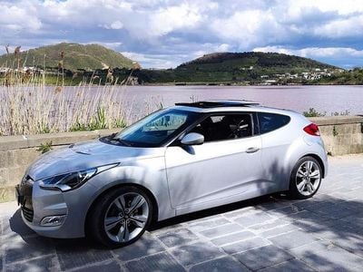 Usata Hyundai Veloster Sport 140 CV (102 kW) 2011 Argento Utilitaria