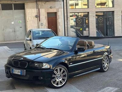 Begagnad BMW 323 M Sport 170 HK (125 kW) 2002 Svart Cab