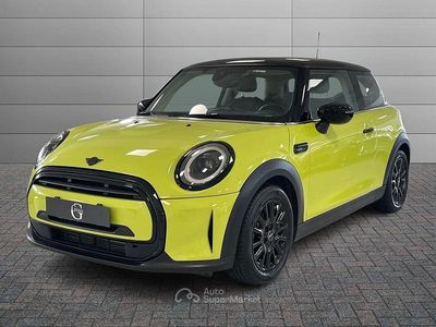 Usata Mini Cooper Clubman Classic 136 CV (100 kW) 2023 Giallo Station wagon