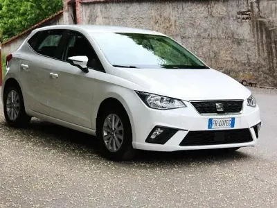Usata Seat Ibiza Style 89 CV (65 kW) 2018 Bianco Utilitaria
