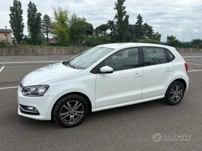 Begagnad VW Polo 75 HK (55 kW) 2015 Vit Sedan