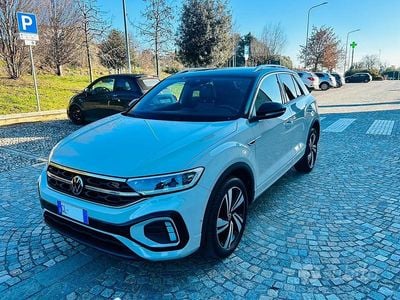 Usata VW T-Roc R-line 110 CV (80 kW) 2022 Grigio SUV