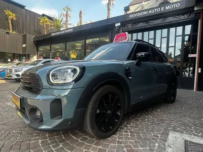Usata Mini Cooper D Countryman Classic 150 CV (110 kW) 2021 Sage green metallizzato SUV