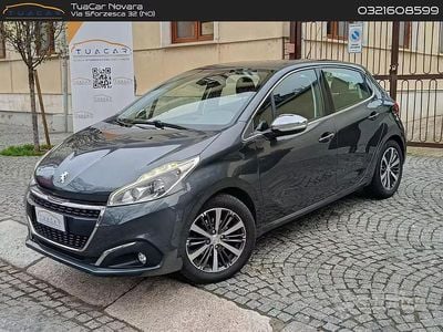 Usata Peugeot 208 Allure 82 CV (60 kW) 2017 Grigio Utilitaria