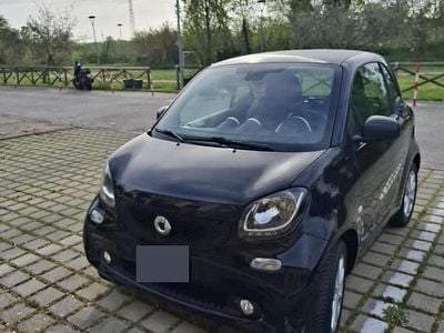 Usata Smart ForFour 71 CV (52 kW) 2015 Nero Utilitaria