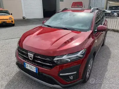Usata Dacia Sandero Comfort 101 CV (74 kW) 2021 Rosso Berlina