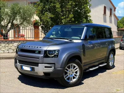 Usata Land Rover Defender 241 CV (177 kW) 2021 Grigio SUV