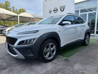Käytetty Hyundai Kona 136 HP (100 kW) 2021 Valkoinen Katumaasturi