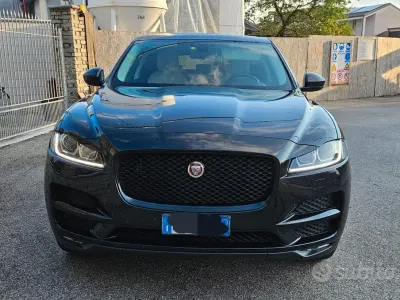 Usata Jaguar F-Pace Portfolio 180 CV (132 kW) 2017 Nero SUV