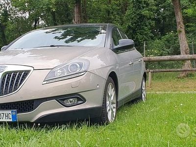 Usata Lancia Delta 200 CV (147 kW) 2009 Grigio Utilitaria