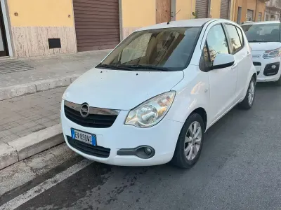 Usata Opel Agila 67 CV (49 kW) 2014 Bianco Utilitaria