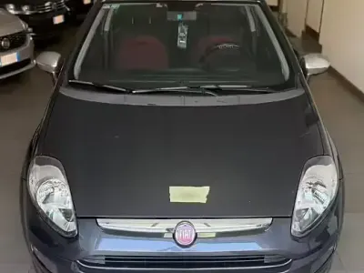 Usata Fiat Punto Evo Dynamic 77 CV (56 kW) 2010 Grigio Utilitaria