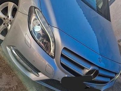 Usata Mercedes B180 Premium 2012 Grigio Monovolume